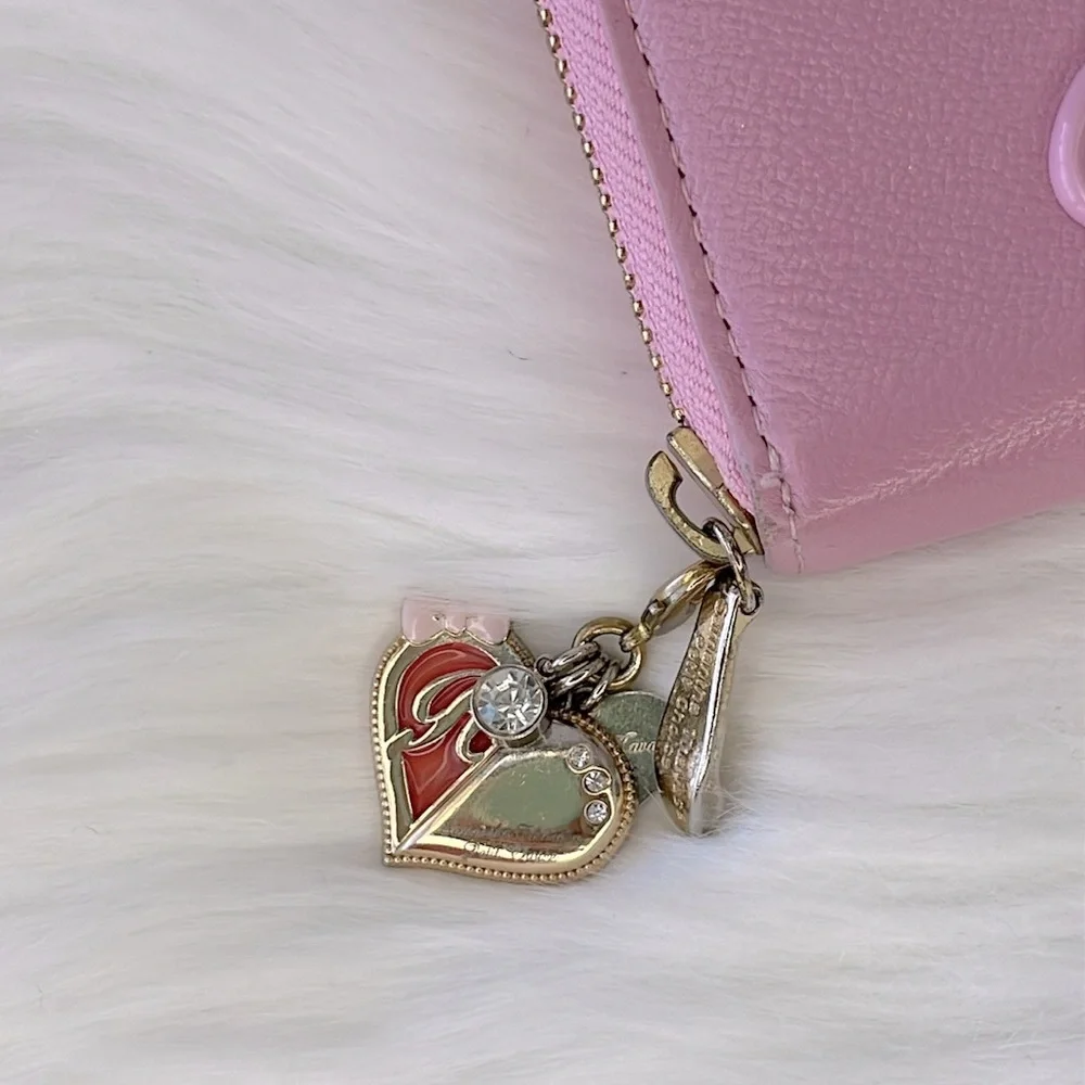 Samantha Thavasa Pink “Love”‎ Zippy Wallet